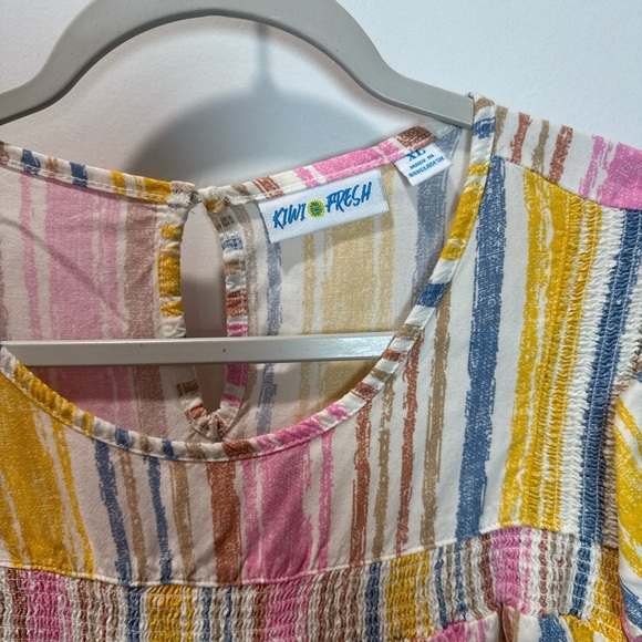 Kiwi fresh womens sleeveless Multicolor Striped Blouse. Size XL - Picture 3 of 9